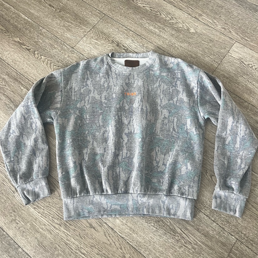 Tribe Kelley greenleaf crew neck